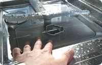 Не сливает воду